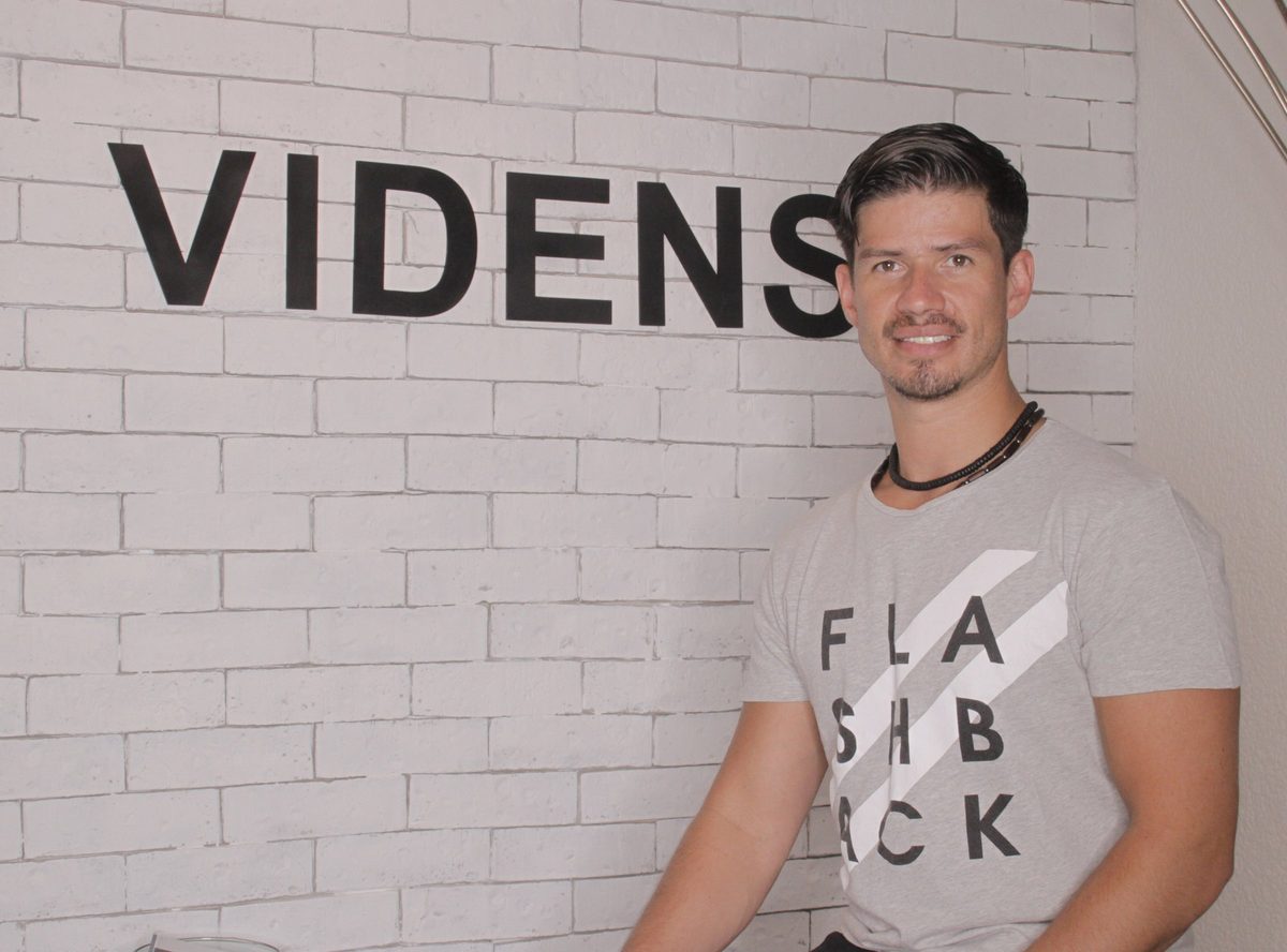 Francisco Arias en las oficinas de VIDENS